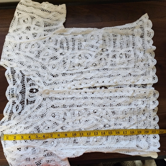 Weavz White Lace Button Up Short Sleeved Cropped Cardigan - Picture 5 of 6